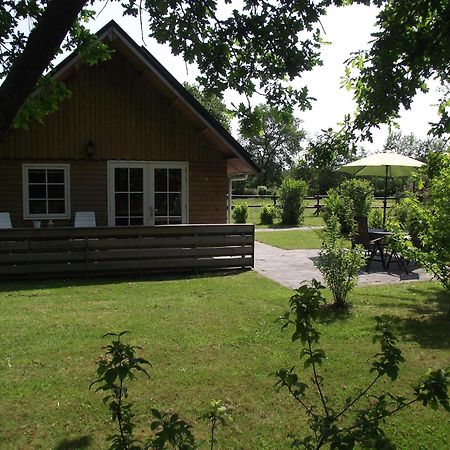 Vakantiehuisjes Landgoed Sonneborghe Kollumerzwaag Экстерьер фото